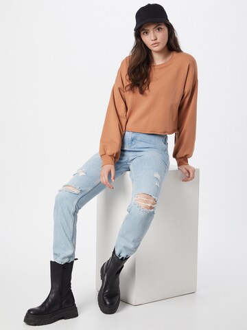 ABOUT YOUSweater majica 'Liam' - narančasta boja
