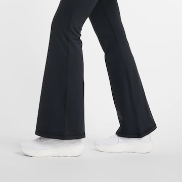 évasé Pantalon 'Harmony' new balance en noir
