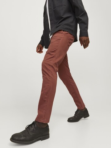 Slimfit Pantaloni eleganți 'JJIMarco JJBowie' de la JACK & JONES pe maro