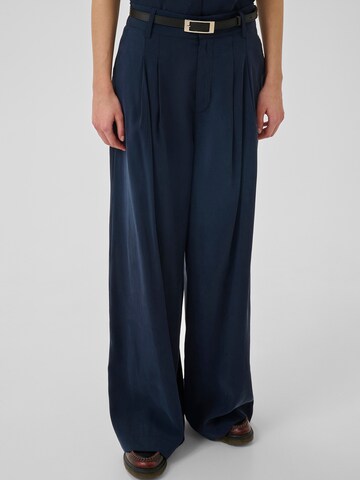 My Essential Wardrobe Wide Leg Bukser med lægfolder 'MWMindy' i blå: forside