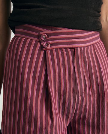 regular Pantaloni di Scalpers in rosso