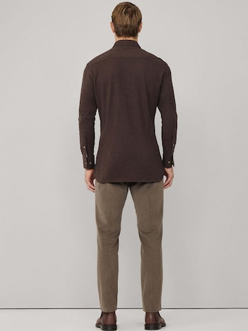 Hackett London Slim Fit Hemd in Braun