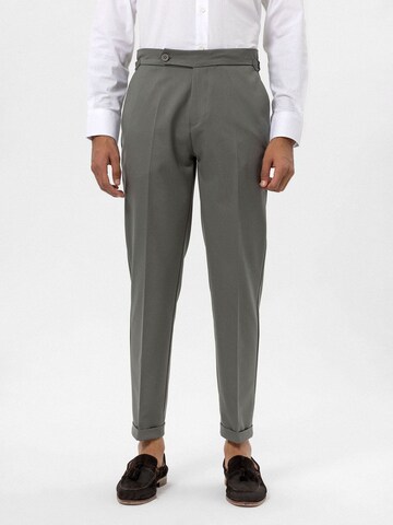 Antioch Slim fit Trousers 'Gianluca' in Green: front