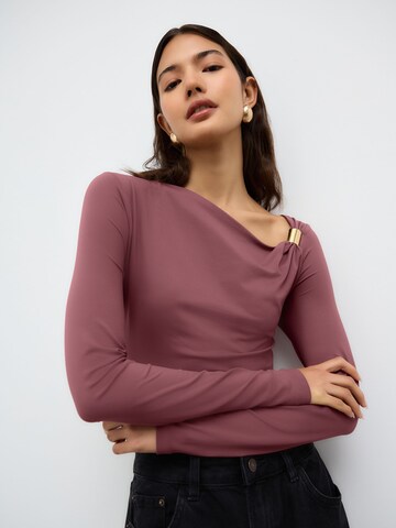 Next Shirt in Pink: Vorderseite