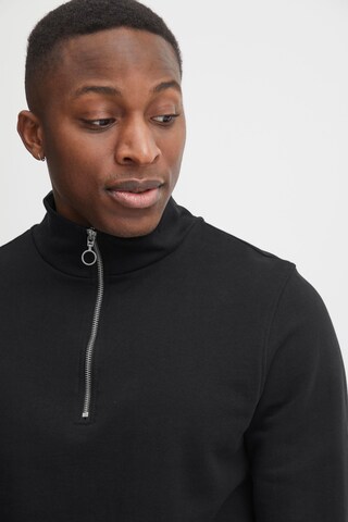 Casual Friday Sweatshirt 'Sebastian' in Black