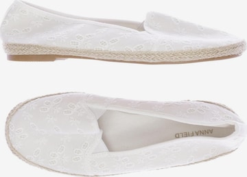 Anna Field Flats & Loafers in 40 in White: front