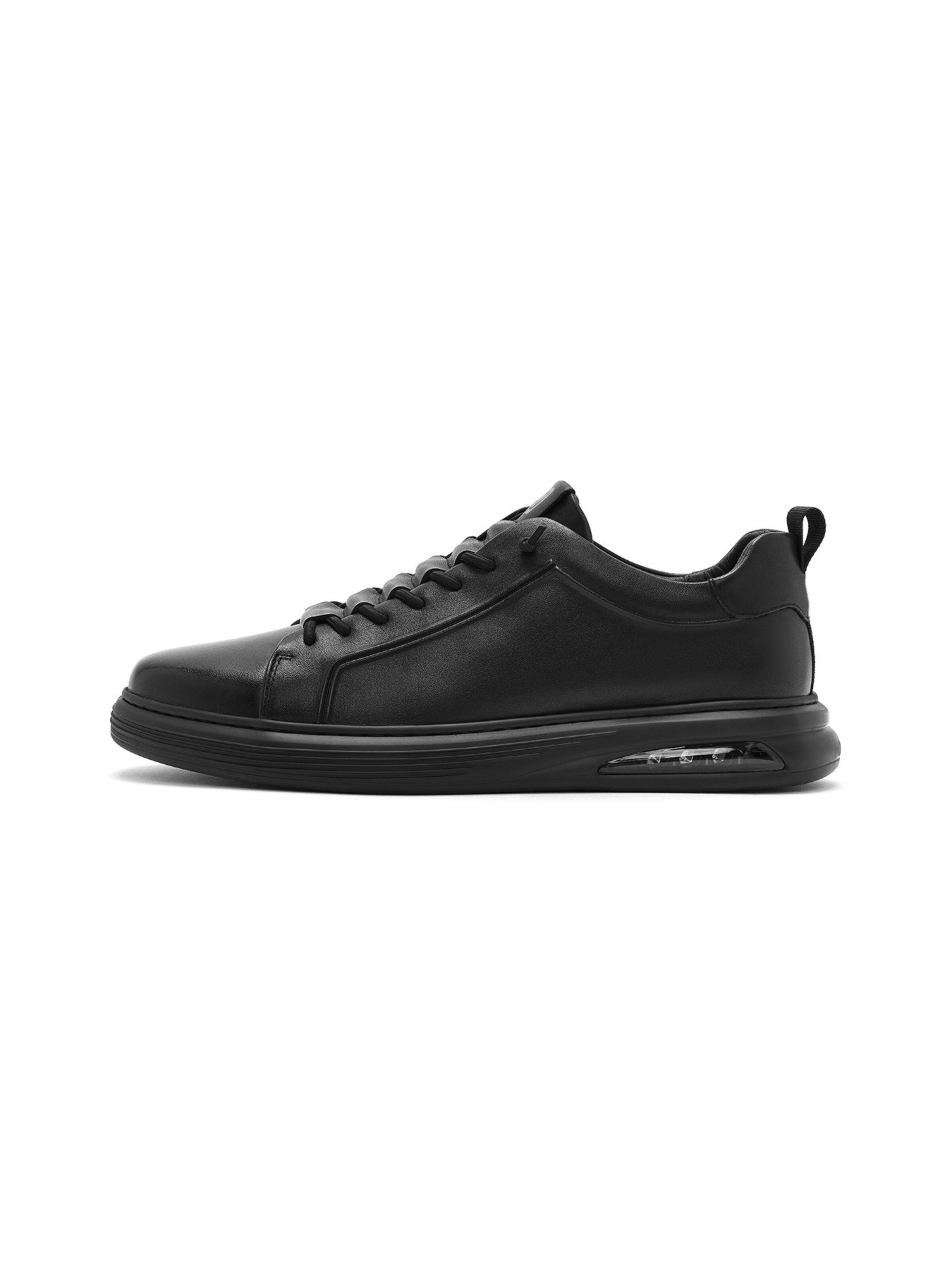 Derimod Sneaker in Schwarz: Vorderseite