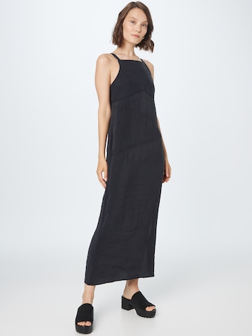 Robe Nasty Gal en noir : devant