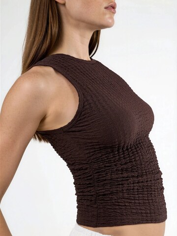 Haut Busem en marron