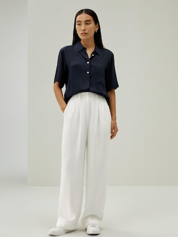 Camicia da donna 'LILYSILK Kurzarmhemd mit halber Knopfleiste' di Lilysilk in blu