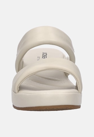 JOSEF SEIBEL Instappers in Beige