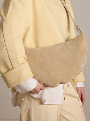 MANFIELD Crossbody Bag in Beige