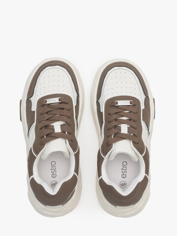 Estro Sneakers laag '3002' in Bruin