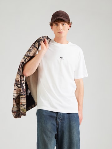 Tricou de la ANTONY MORATO pe bej: față