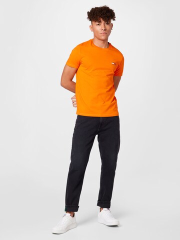 Tommy Jeans T-Shirt in Orange
