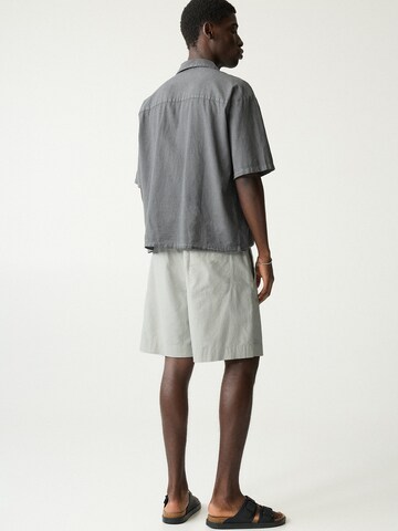 Pull&Bear Loose fit Trousers in Green