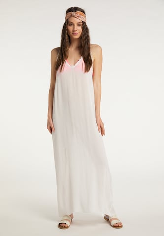 IZIA Beach Dress in White: front