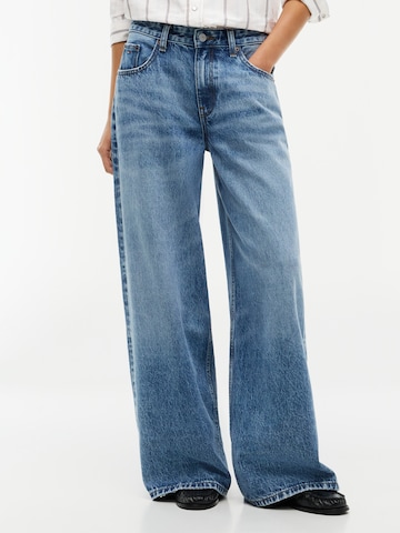 Tommy Jeans Wide Leg Farkut 'DAISY' värissä sininen: etupuoli