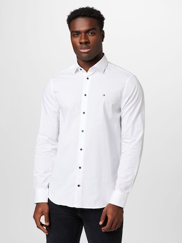 Tommy Hilfiger Tailored - Ajuste estrecho Camisa en blanco: frente