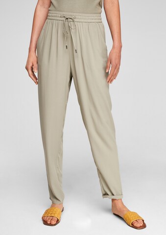 s.Oliver Slimfit Broek in Groen: voorkant