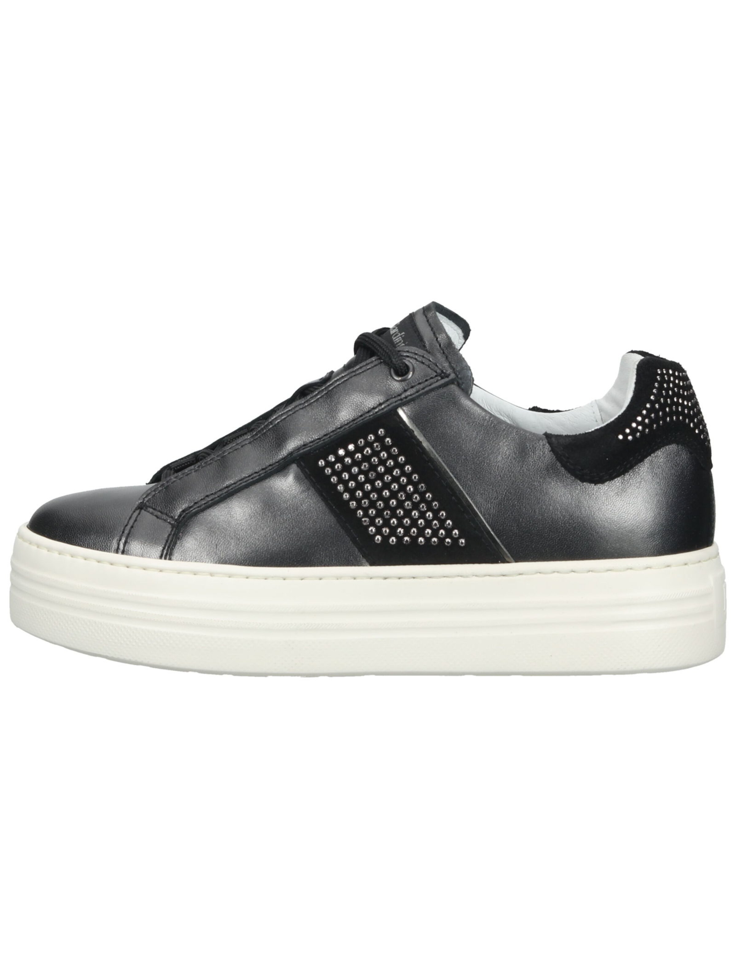 Baskets basses Nero Giardini en gris