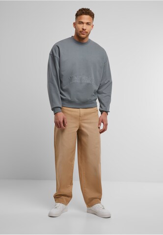 DEF Sweatshirt 'Trust Issues' in Grau