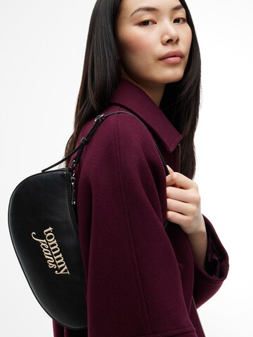 Tommy Jeans Shoulder bag 'MUST' in Black