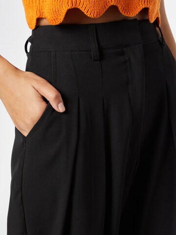 Nasty Gal Loose fit Pleat-Front Pants in Black