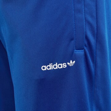 mėlyna ADIDAS ORIGINALS Siaurėjantis Kelnės