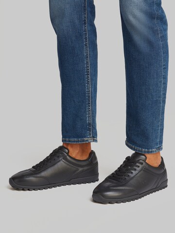 Calvin Klein Jeans Platform trainers 'Runner' in Black