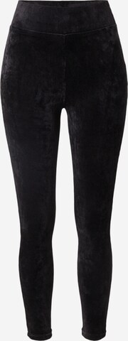 Urban Classics Skinny Leggings in Black: front