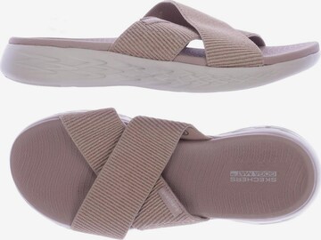 SKECHERS Sandalen 36,5 in Beige: predná strana