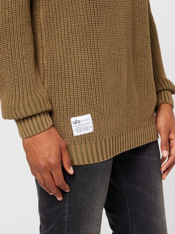 ALPHA INDUSTRIES Sweater in Green