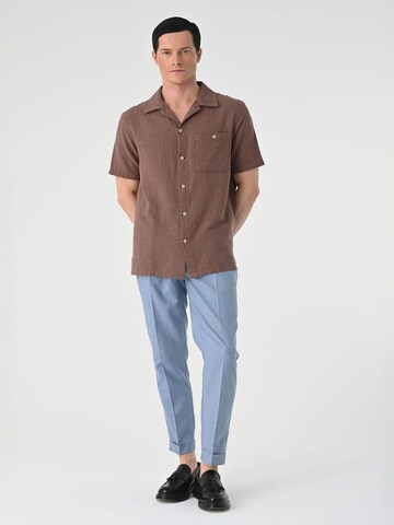 Regular fit Camicia di Antioch in marrone