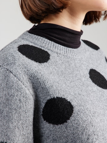 PIECES Pullover 'PCOSLA' in Grau