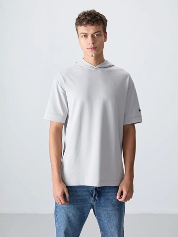 Tommy Life Shirt in Grey