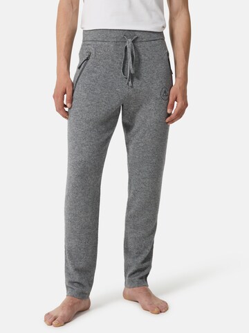 CASH-MERE.CH Slim fit Trousers in Grey: front
