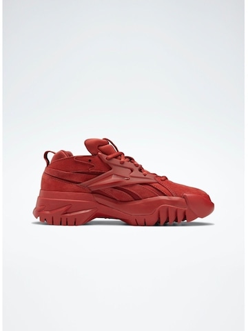 Scarpa sportiva 'X Cardi B Club C V2' di Reebok in rosso