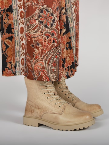 Bottes à lacets 'KAJSA' BLACKSTONE en beige