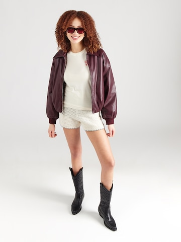 Iriedaily T-Shirt 'Stay Daisy' in Weiß