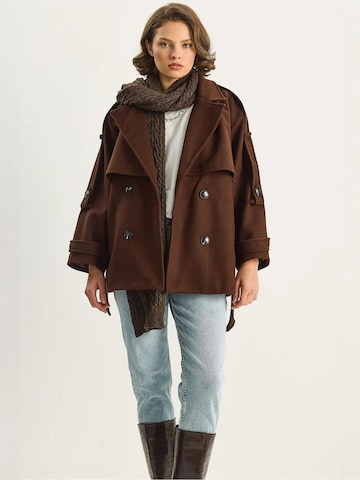 Bianco Lucci Between-seasons coat in Brown