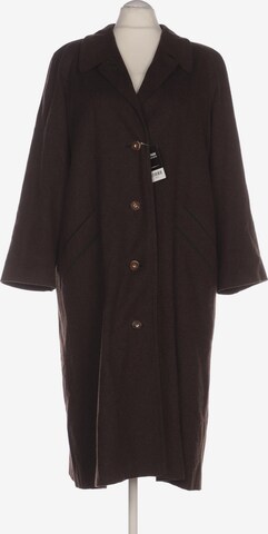 WENGER Jacket & Coat in XXL in Brown: front