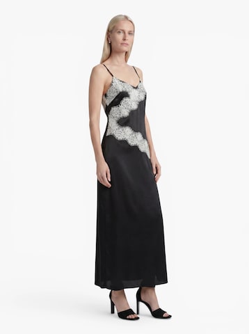 Robe 'PCARIEL' PIECES en noir