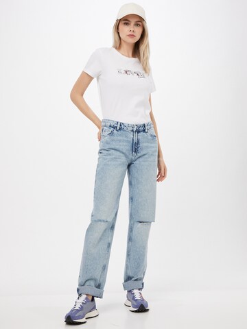 LEVI'S ® Shirt 'The Perfect Tee' in Weiß