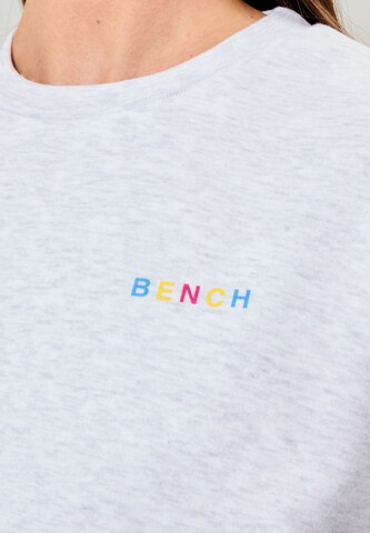 BENCH Sweatshirt in Grau