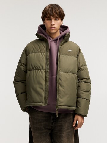 Pull&Bear Tussenjas in Groen: voorkant