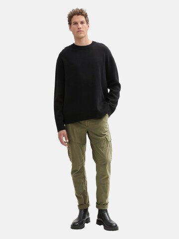 TOM TAILOR DENIM Tapered Cargo trousers in Green: front