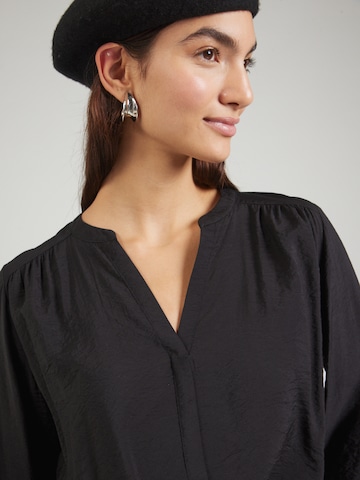 s.Oliver Blouse in Black