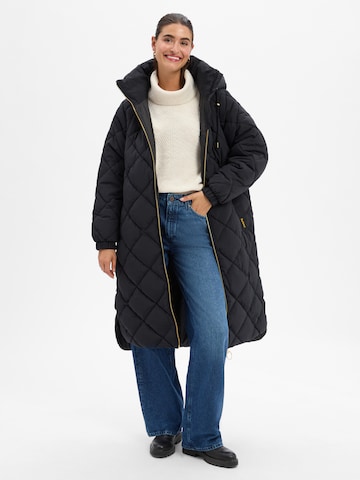 Barbour Mantel 'Kirkton' in Schwarz: Vorderseite