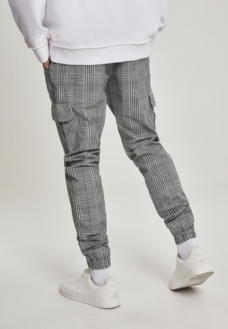 Urban Classics Tapered Cargohose in Grau